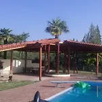 Anna Villa *